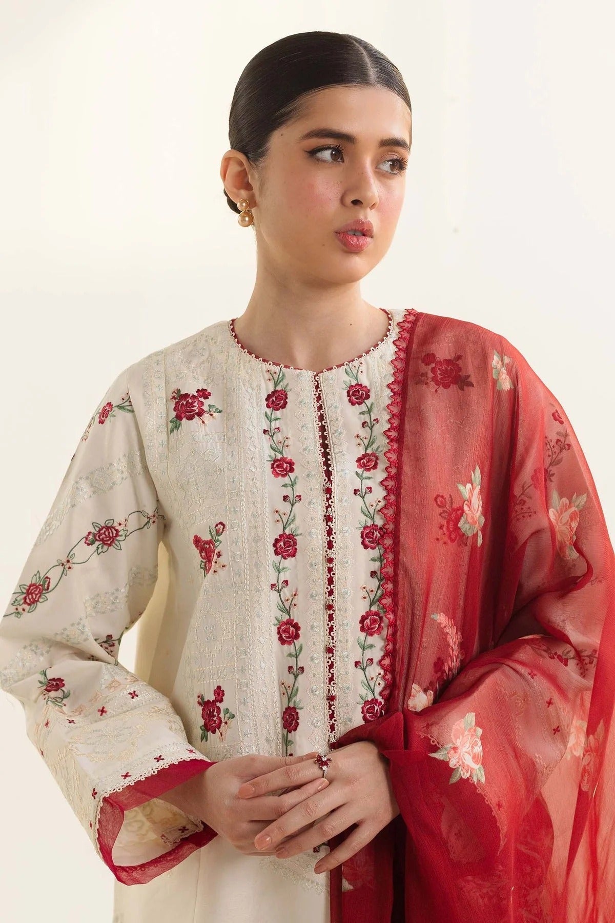 Cream & Red Lawn Embroidered Unstitched 3Pc Suit, Luxury Patchwork with Printed Dupatta