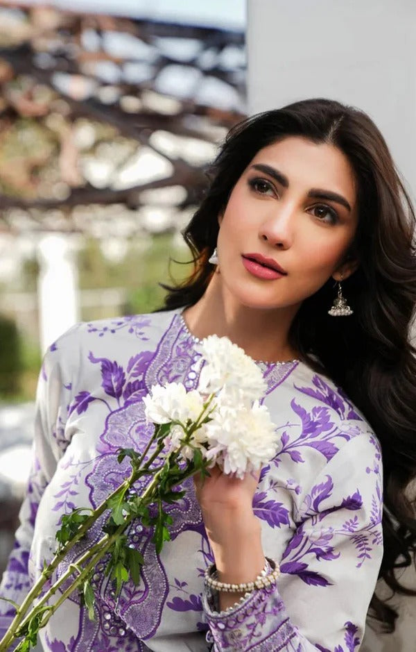 Unstitched Lawn 3Pc Suit Digital Printed Shirt with Heavy Embroidered Patches & Chiffon Dupatta