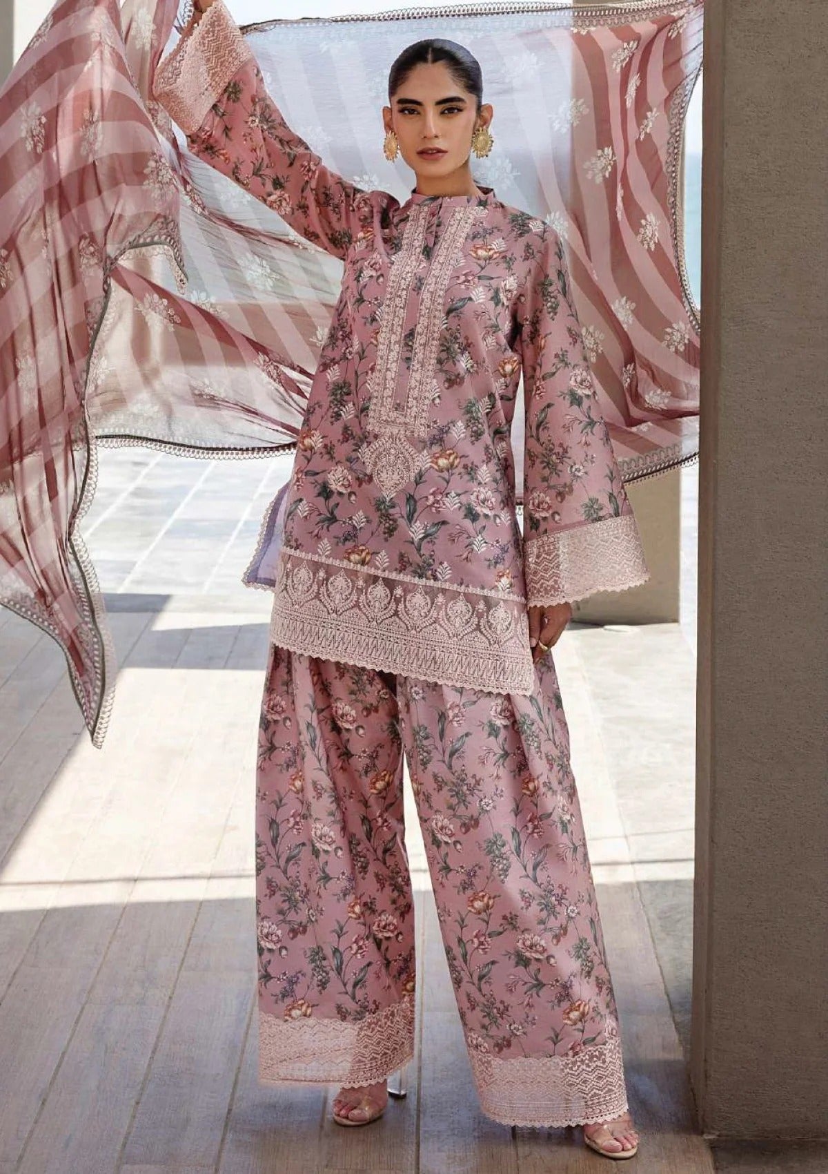 Summer-Ready Tea-Pink Unstitched 3‑Piece Lawn Ensemble with Chiffon Dupatta